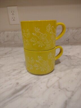Temptations By Tara Floral Lace Mugs (2)